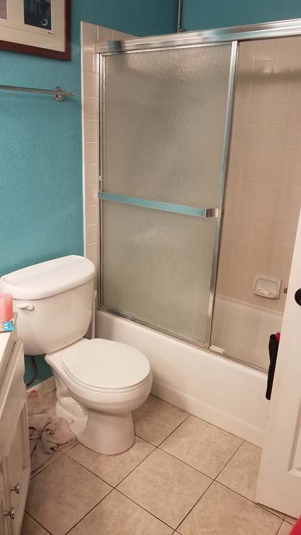 bathroom_01_before_01